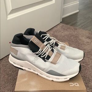 On Running Men's White and Gray Sneakers